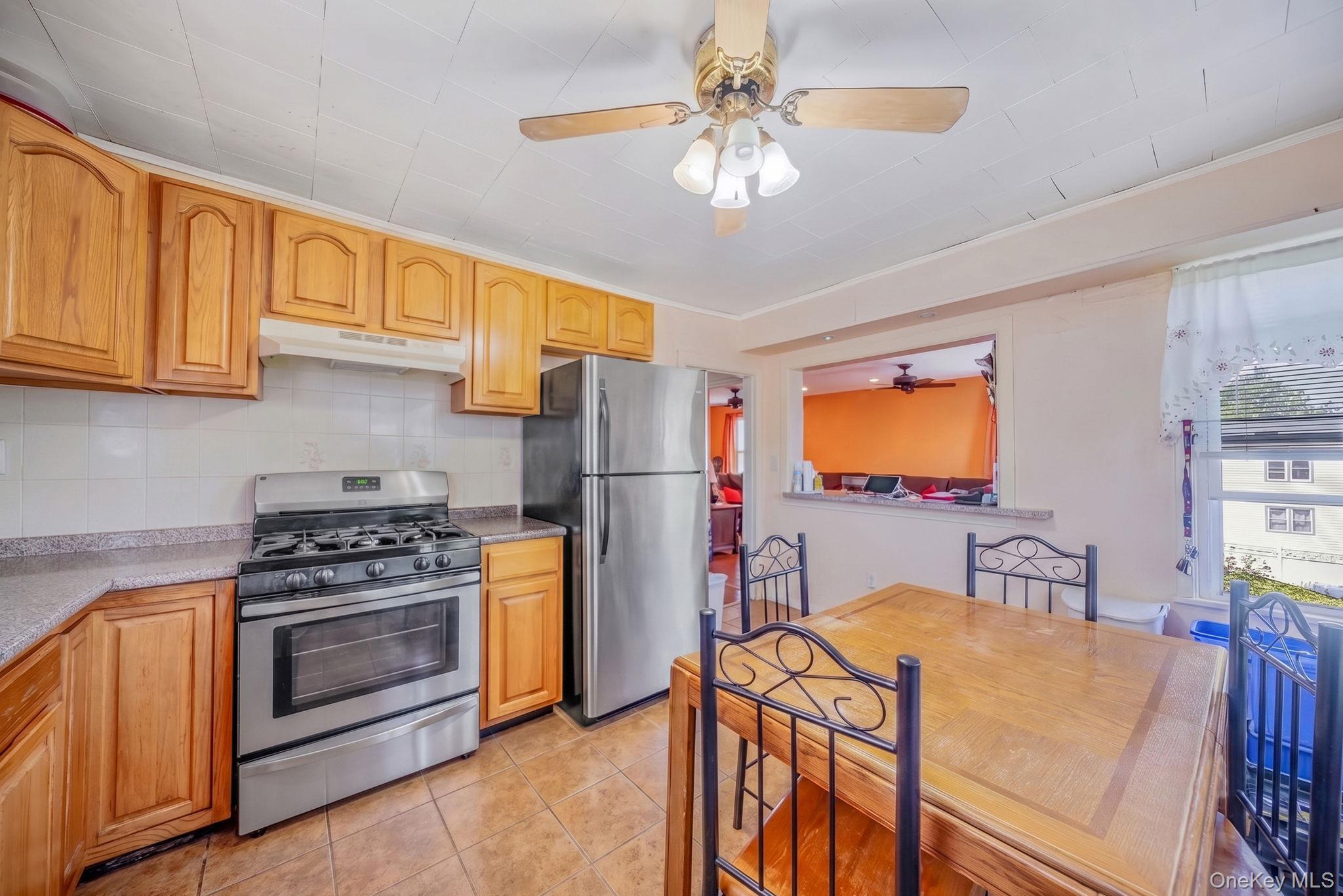 Single Family Bay Park Place Queens, NY 11691, MLS-1020605-16