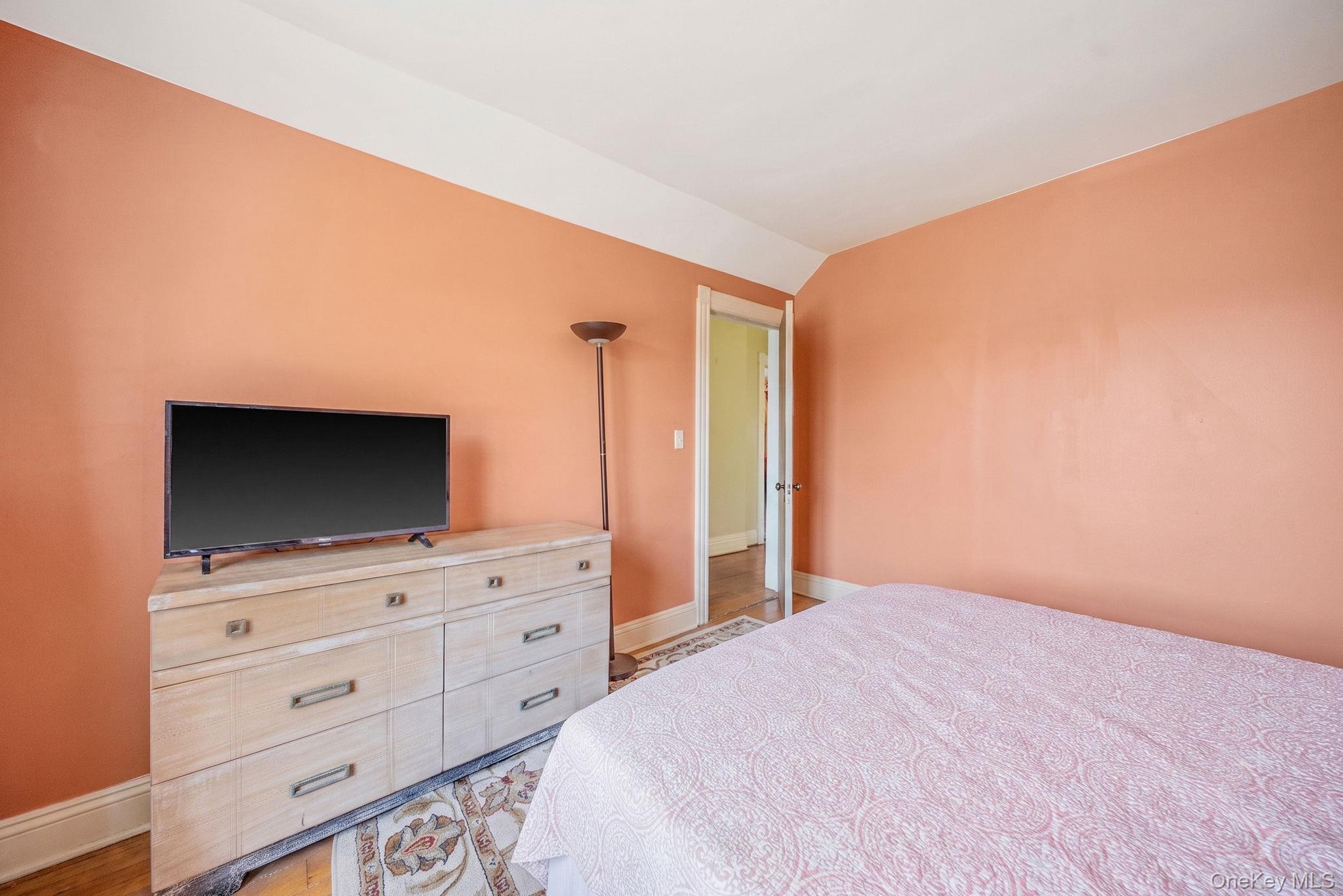 Single Family Bay Park Place Queens, NY 11691, MLS-1020605-26