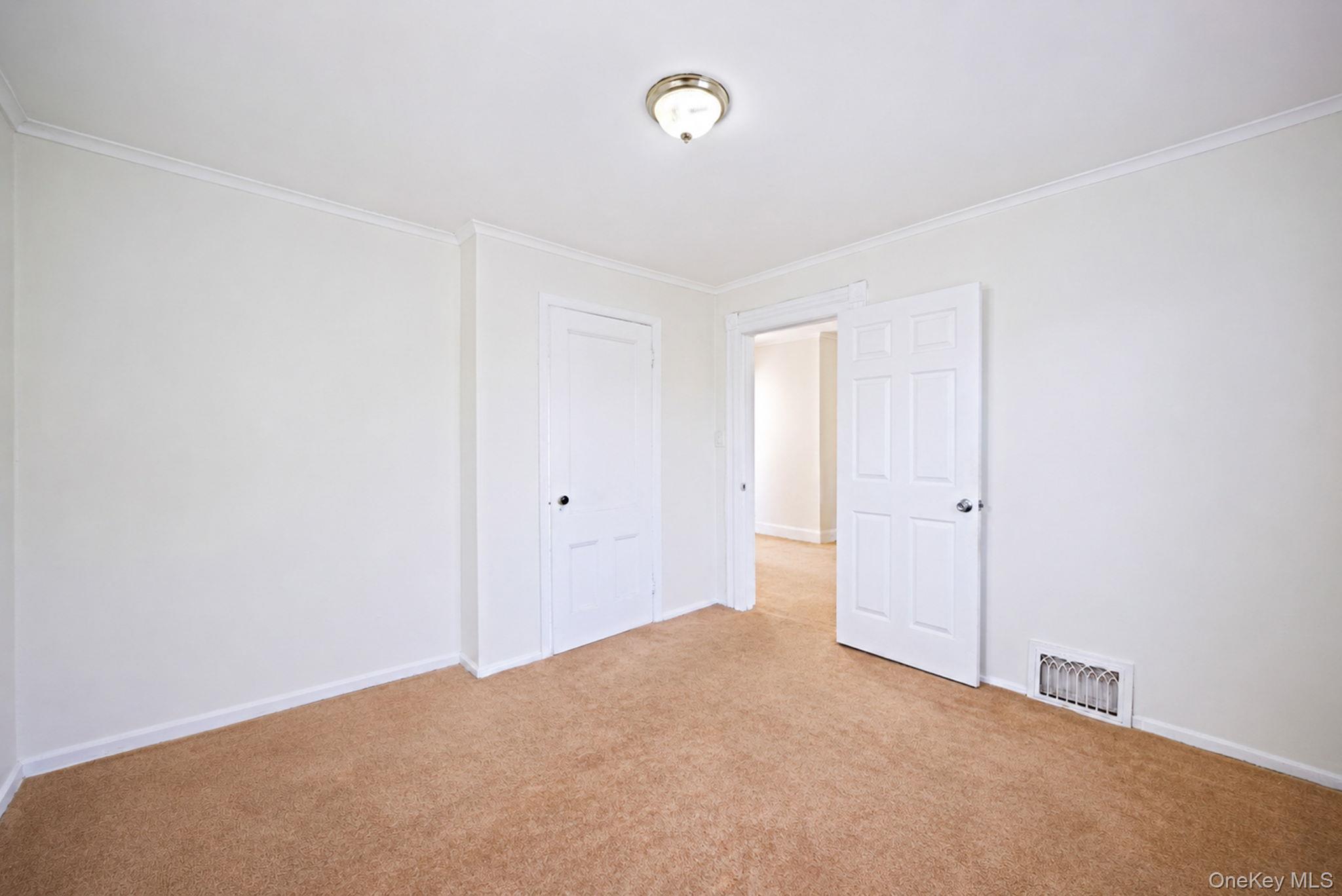 Single Family Bay Park Place Queens, NY 11691, MLS-1020605-28