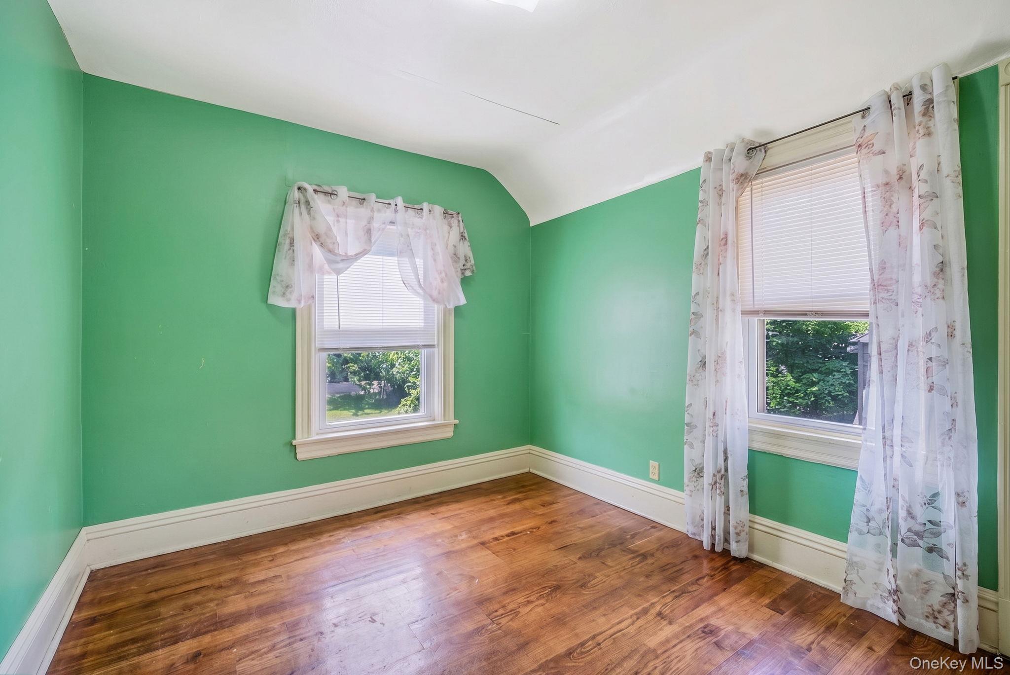 Single Family Bay Park Place Queens, NY 11691, MLS-1020605-29