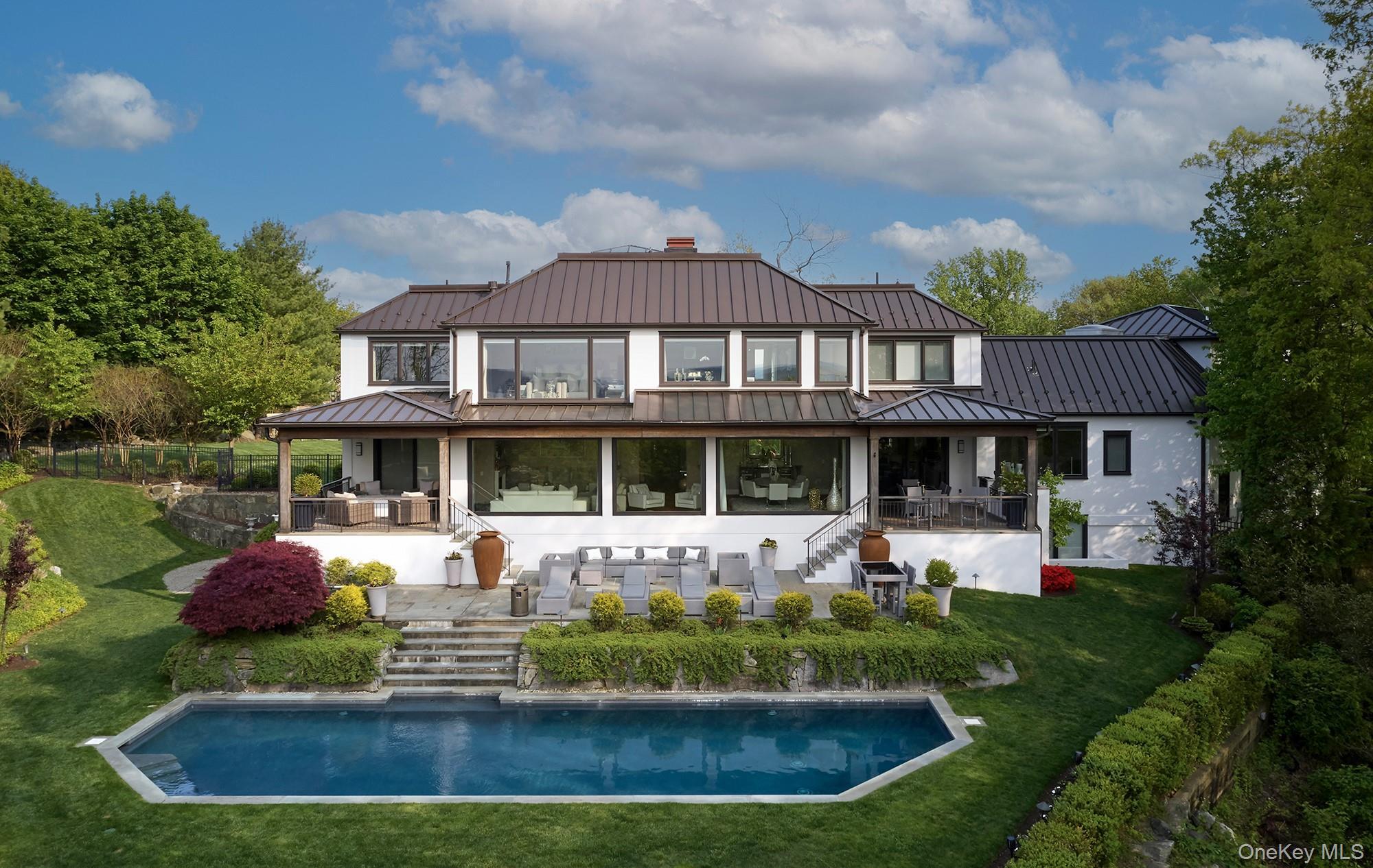 Single Family Riverview Court  Westchester County, NY 10533, MLS-1020629-3