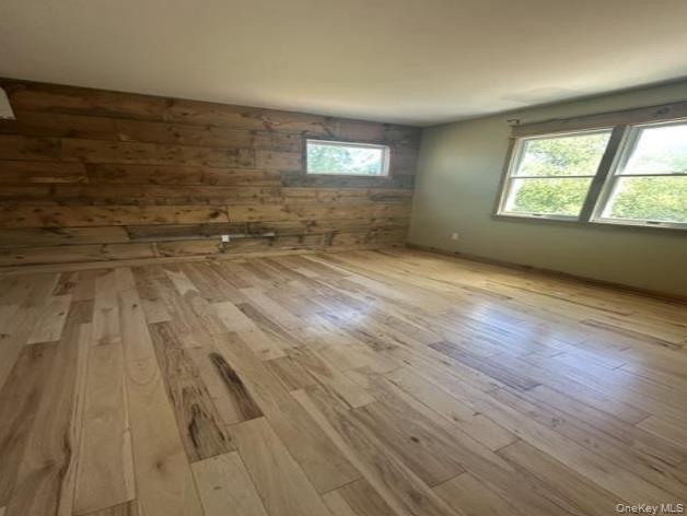 Single Family Pondview Road  Suffolk County, NY 11901, MLS-1020632-4