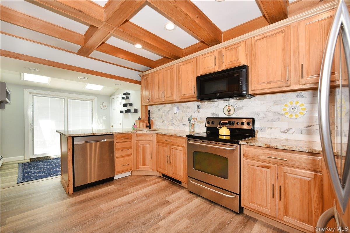 Single Family School Street  Suffolk County, NY 11779, MLS-1020646-14