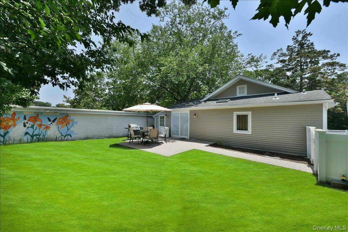 Single Family School Street  Suffolk County, NY 11779, MLS-1020646-5