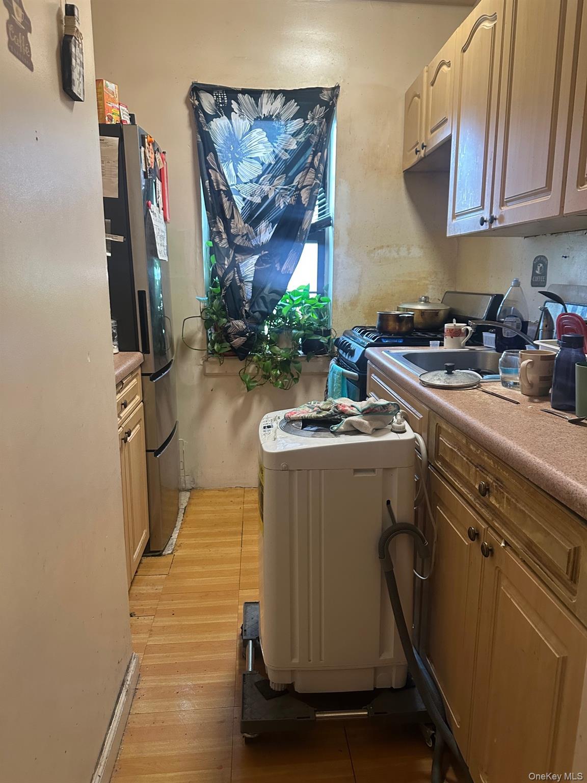 Single Family Marmion Avenue  Bronx, NY 10460, MLS-1020654-18