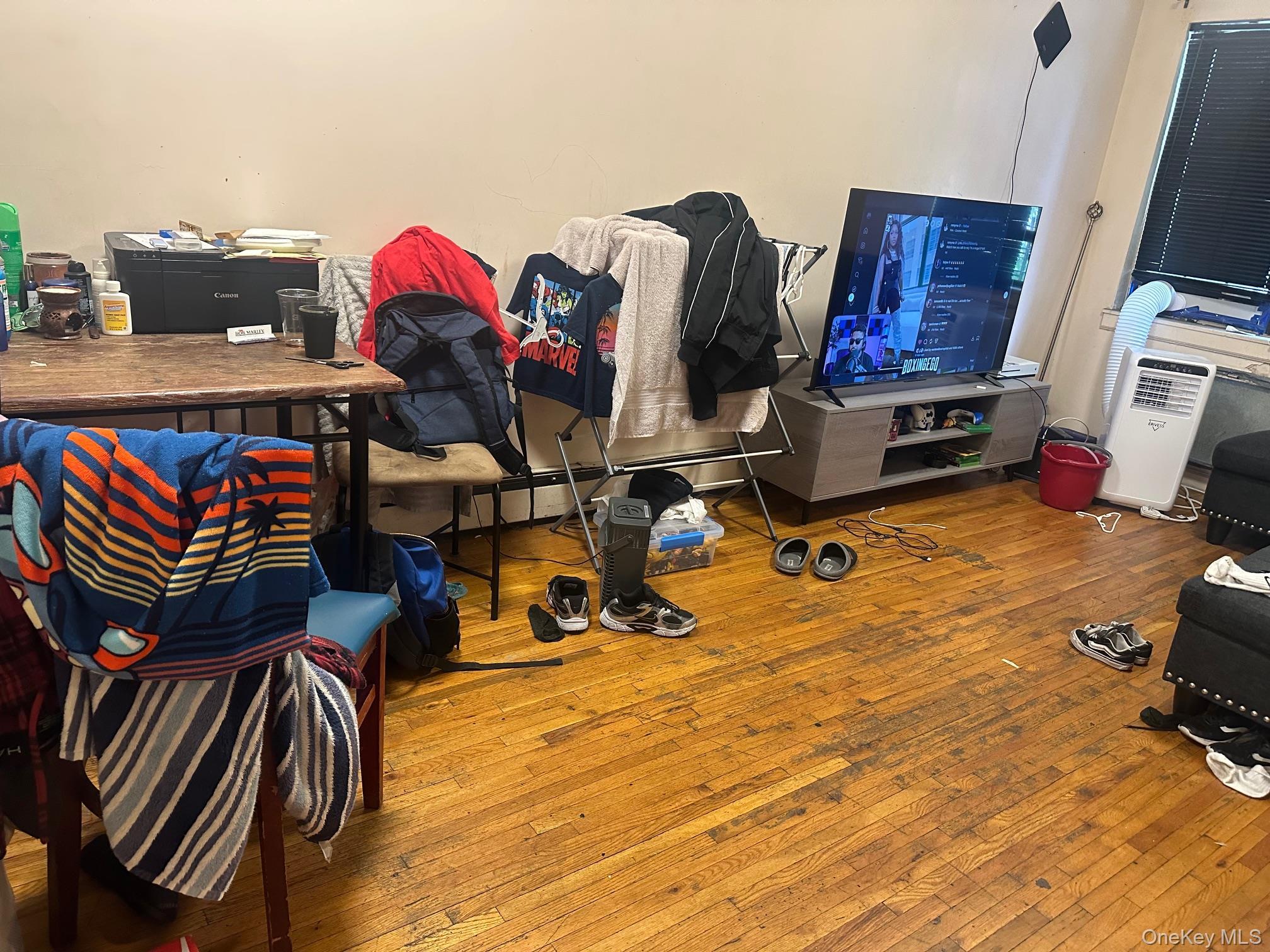 Single Family Marmion Avenue  Bronx, NY 10460, MLS-1020654-20