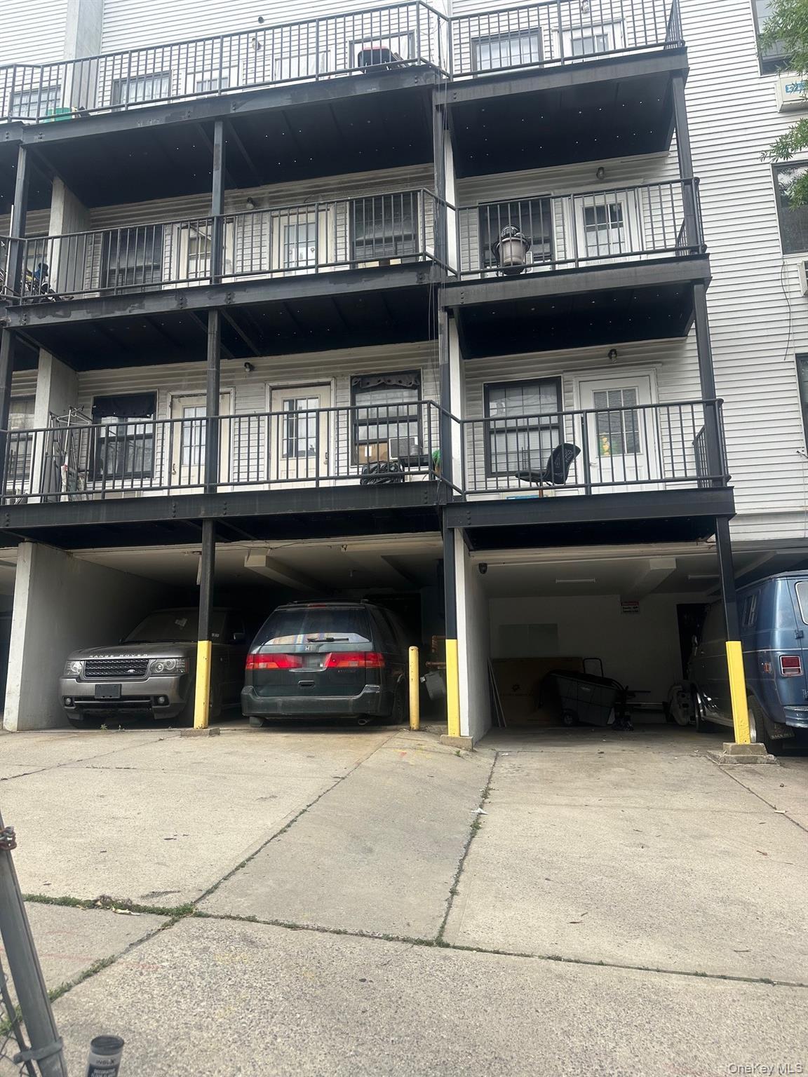 Single Family Marmion Avenue  Bronx, NY 10460, MLS-1020654-3