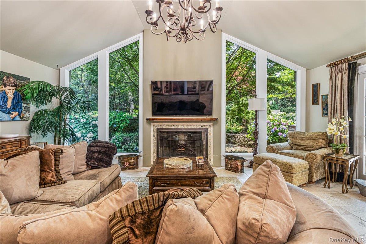 Single Family Cherry Lane Nassau County, NY 11791, MLS-1020663-19