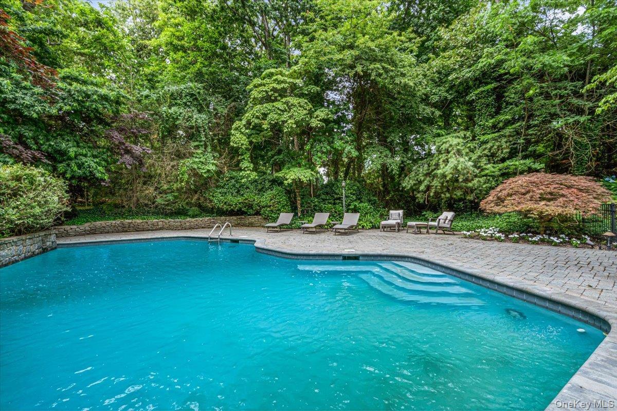 Single Family Cherry Lane Nassau County, NY 11791, MLS-1020663-42