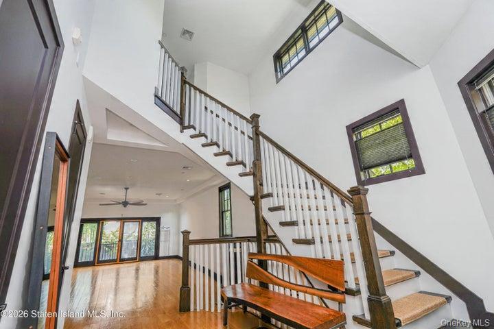 Single Family Hull Ave Staten Island, NY 10306, MLS-1020666-18