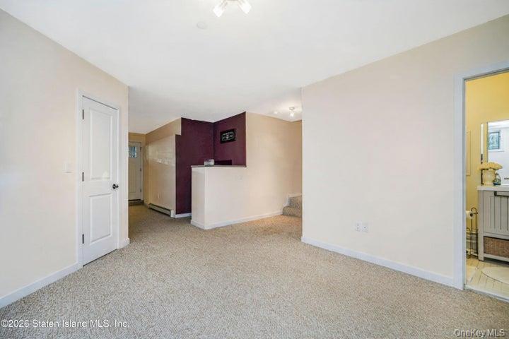 Single Family Hull Ave Staten Island, NY 10306, MLS-1020666-38
