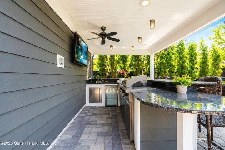 Single Family Hull Ave Staten Island, NY 10306, MLS-1020666-43
