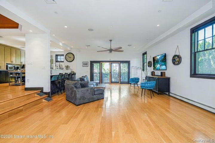 Single Family Hull Ave Staten Island, NY 10306, MLS-1020666-6