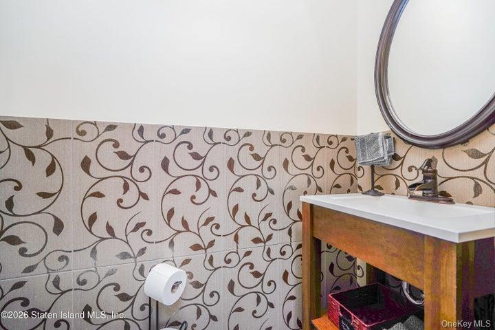 Single Family Hull Ave Staten Island, NY 10306, MLS-1020666-7
