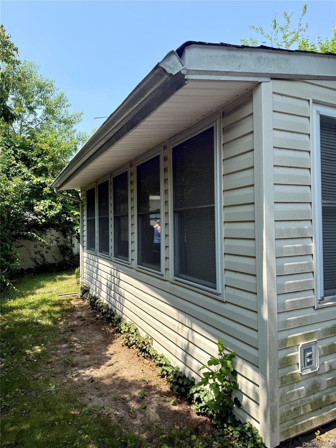 Single Family Brushwood Drive  Suffolk County, NY 11967, MLS-1020668-11