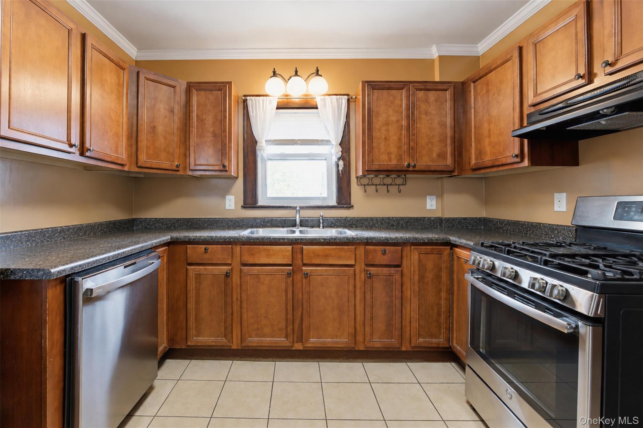 Single Family Columbia Avenue  Orange County, NY 10940, MLS-1020678-2