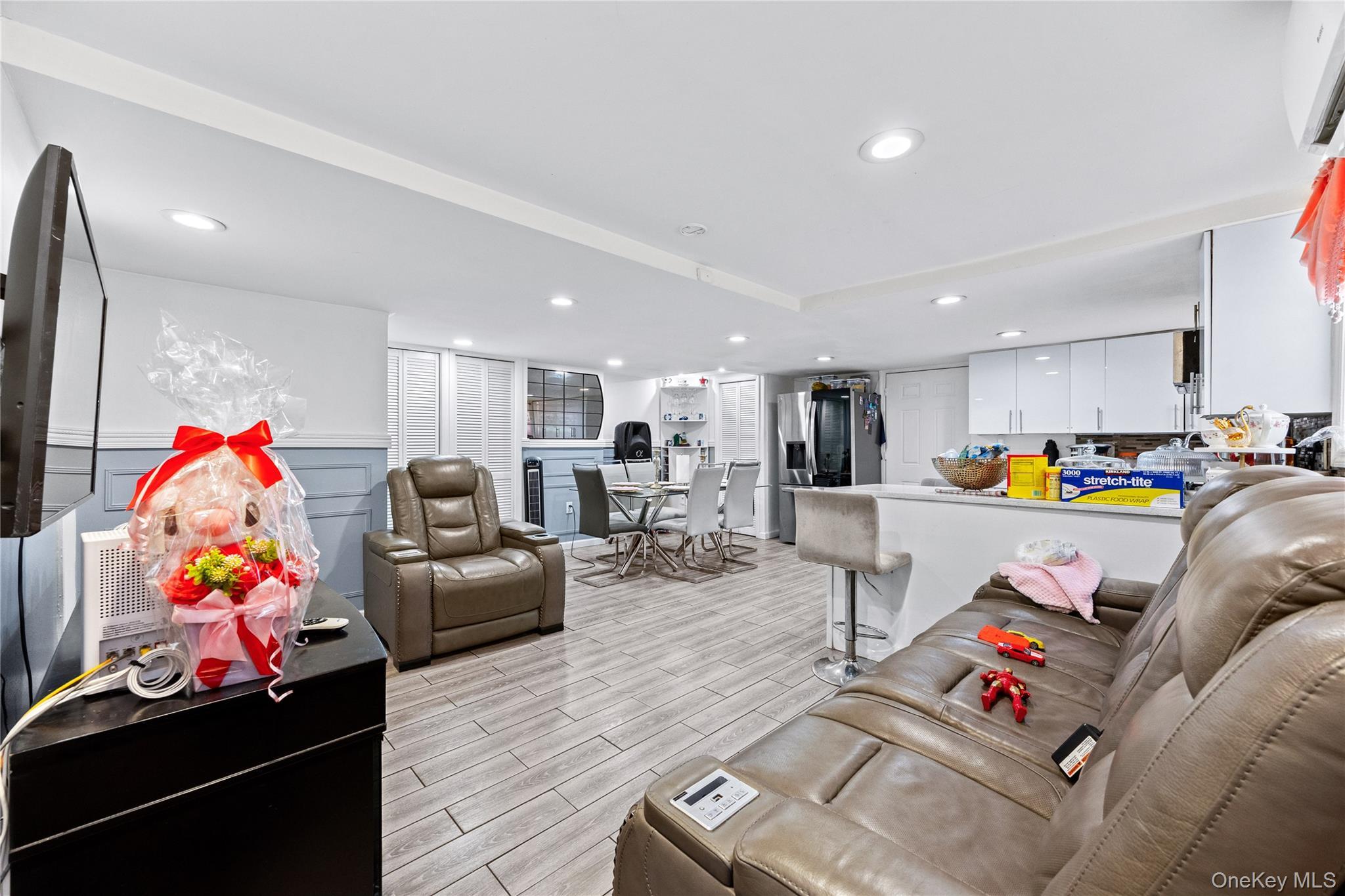 Single Family Buck Street  Bronx, NY 10461, MLS-1020695-23