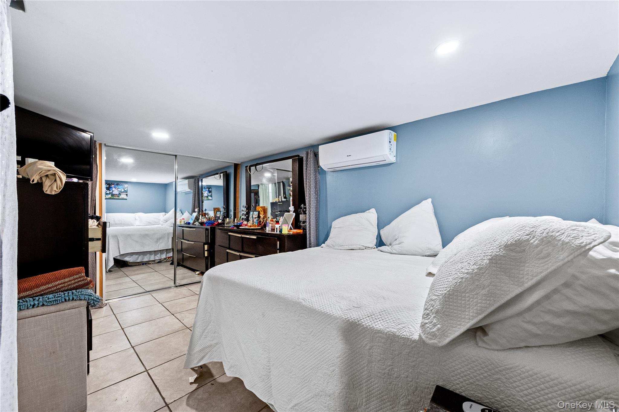 Single Family Buck Street  Bronx, NY 10461, MLS-1020695-26