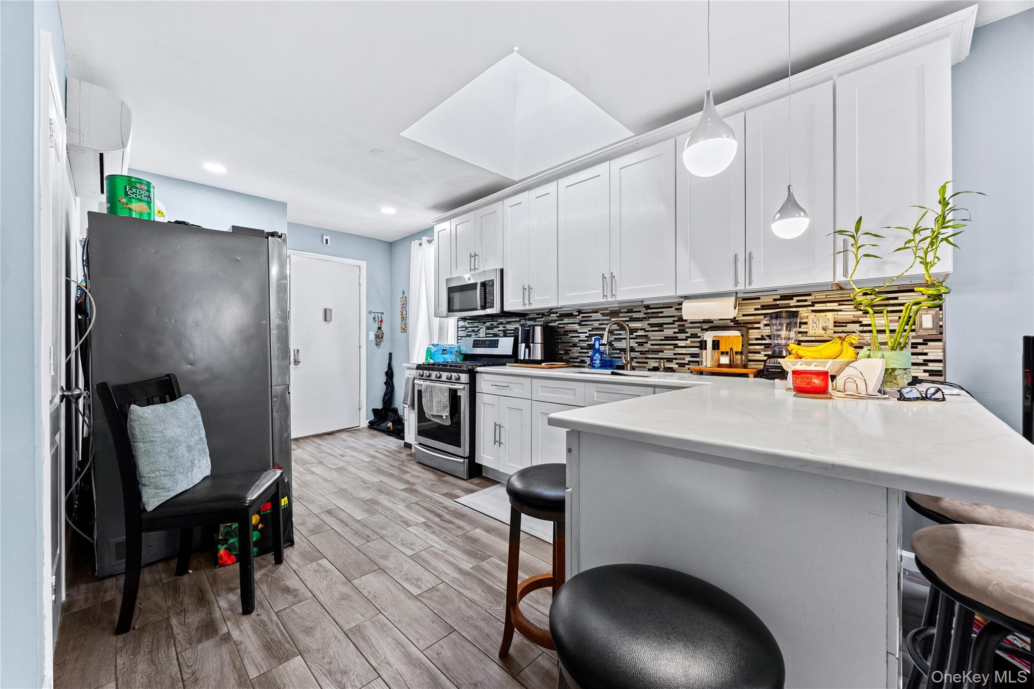 Single Family Buck Street  Bronx, NY 10461, MLS-1020695-29