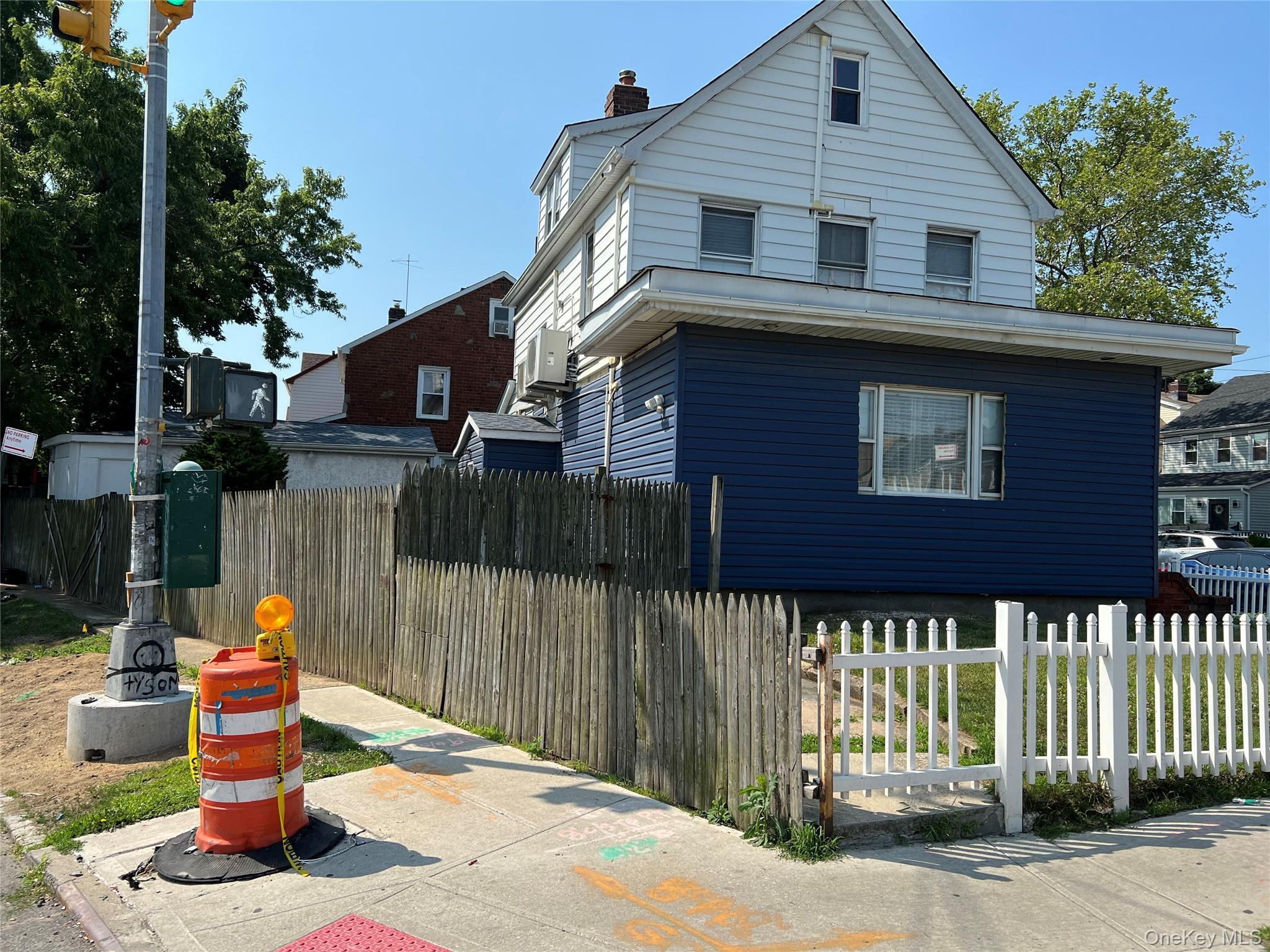 Single Family 211 Street  Queens, NY 11411, MLS-1020698-3