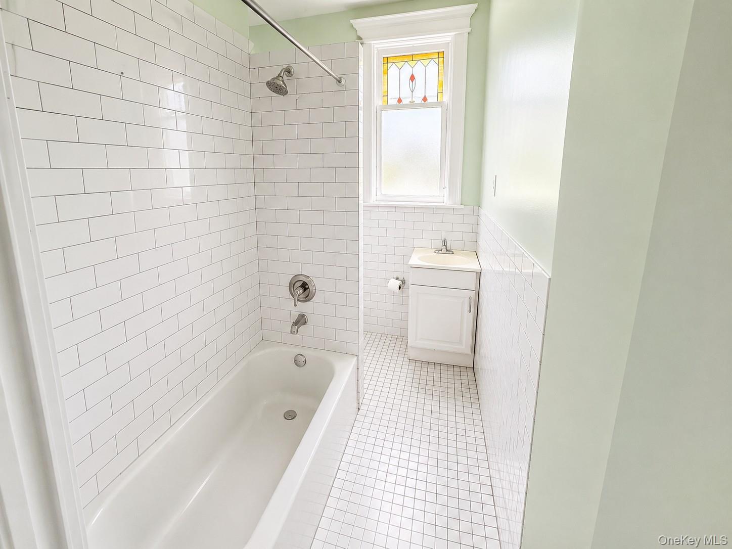 Apartment 85th Drive  Queens, NY 11421, MLS-1020708-2