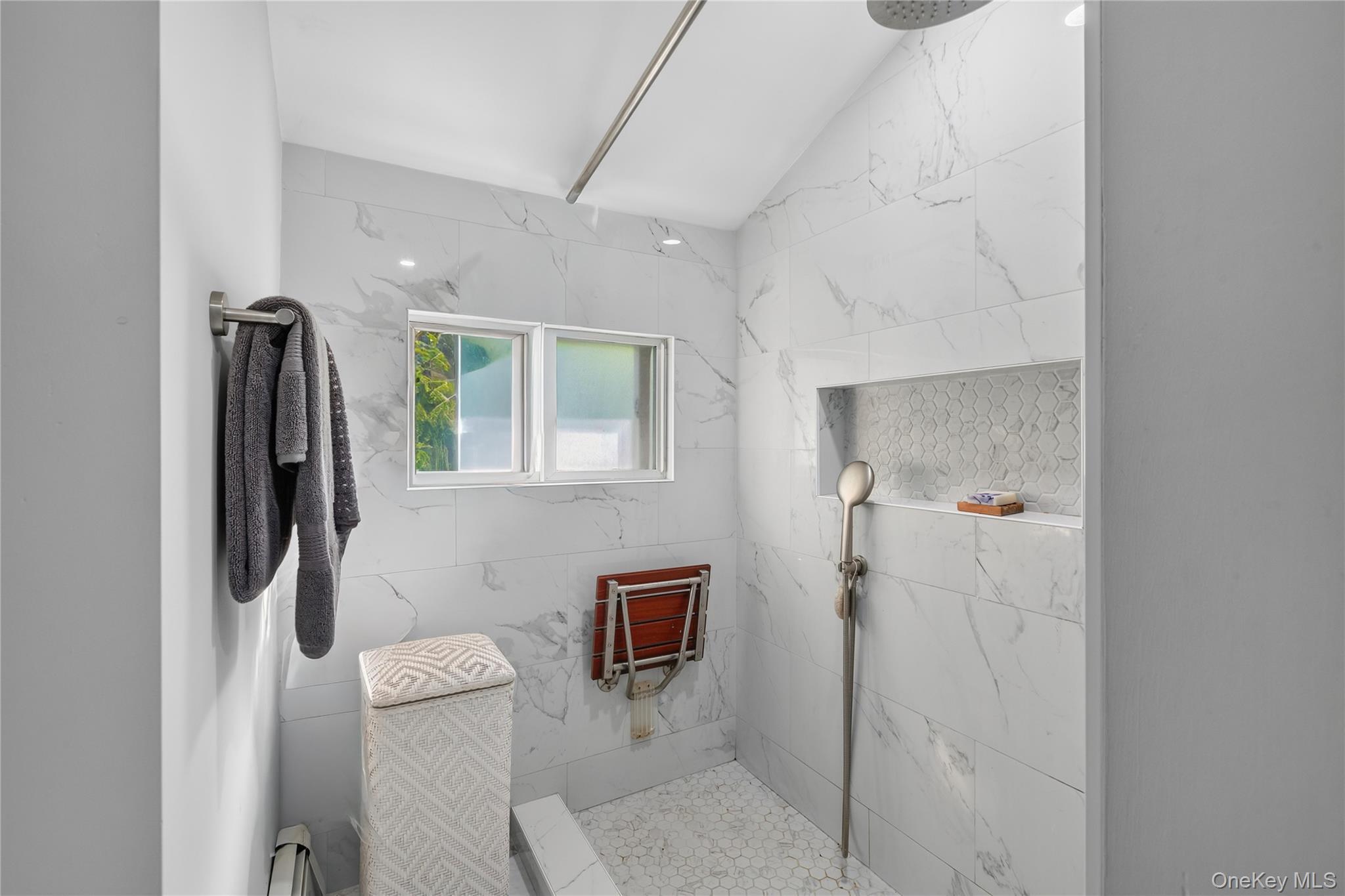 Single Family Bayview Terrace  Westchester County, NY 10520, MLS-1020711-14