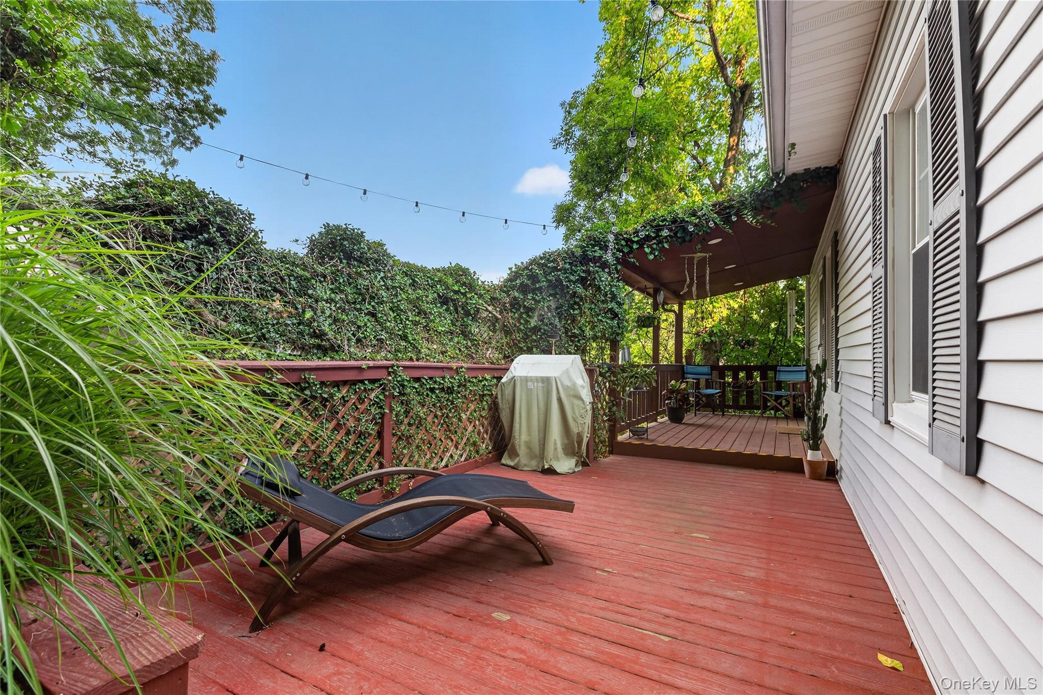 Single Family Bayview Terrace  Westchester County, NY 10520, MLS-1020711-21