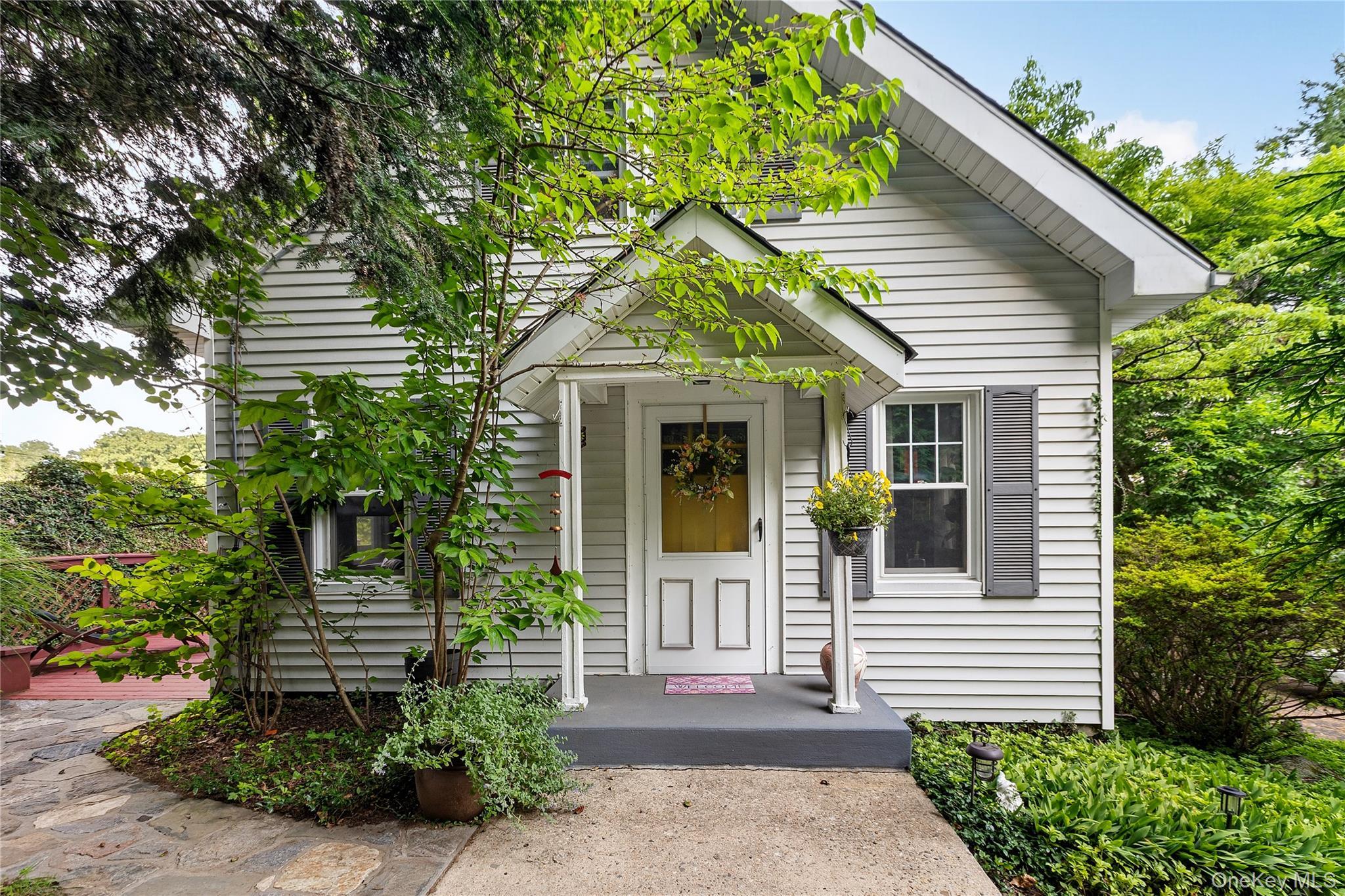 Single Family Bayview Terrace  Westchester County, NY 10520, MLS-1020711-23