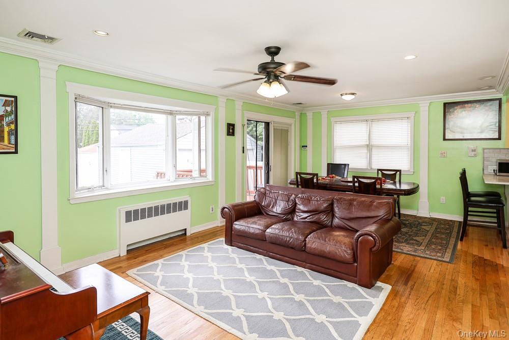 Single Family Cambria Road Nassau County, NY 11791, MLS-1020752-12