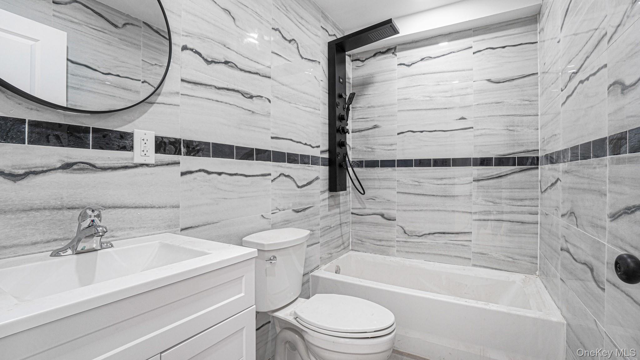 Single Family E 221st Street  Bronx, NY 10469, MLS-1020781-15