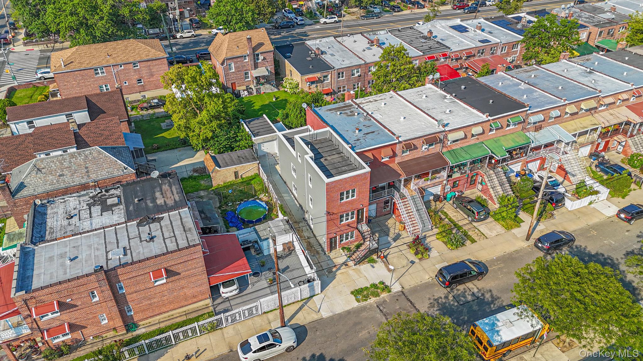 Single Family E 221st Street  Bronx, NY 10469, MLS-1020781-24