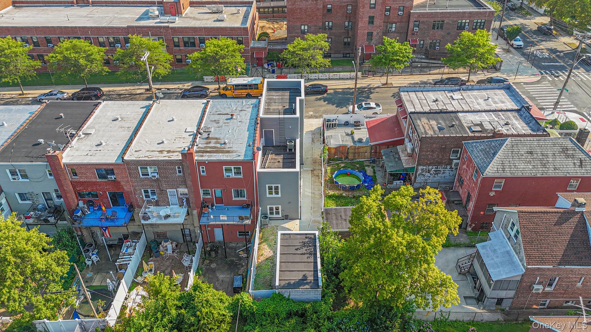 Single Family E 221st Street  Bronx, NY 10469, MLS-1020781-26