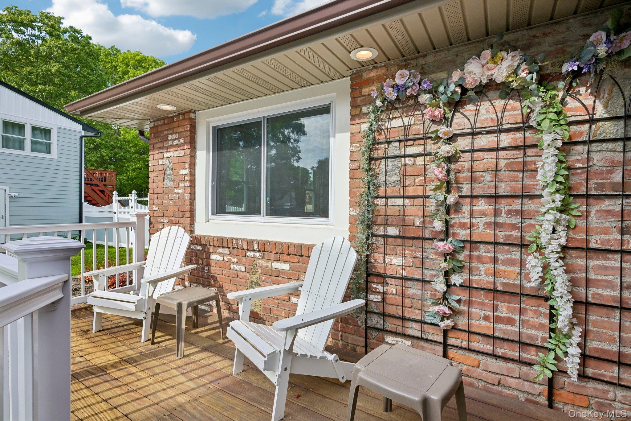 Single Family Oak Avenue Suffolk County, NY 11967, MLS-1020783-4