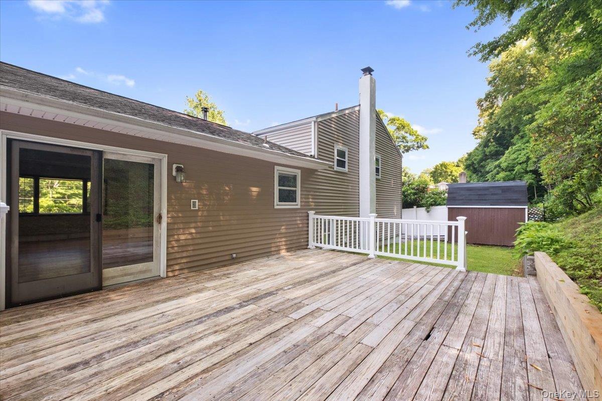 Single Family Knollwood Road Westchester County, NY 10567, MLS-1020789-27