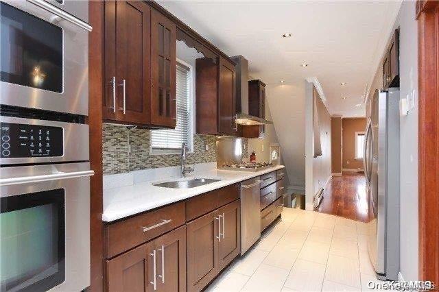 Single Family 58th Avenue  Queens, NY 11378, MLS-1020791-2