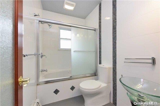 Single Family 58th Avenue  Queens, NY 11378, MLS-1020791-6