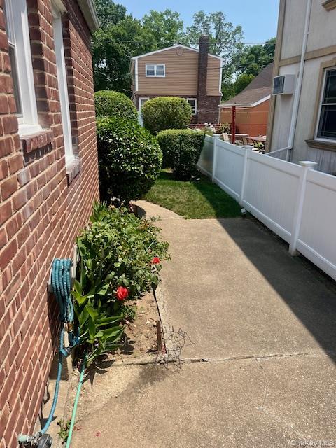Single Family Musket Street Queens, NY 11427, MLS-1020794-30
