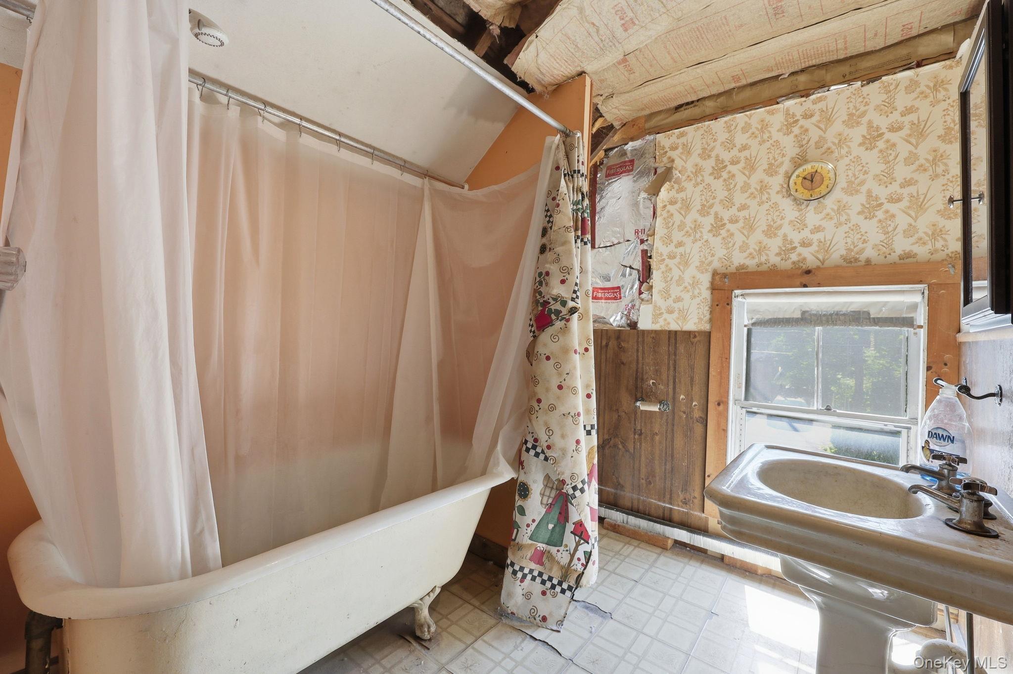 Single Family Church Street Ulster County, NY 12561, MLS-1020802-15