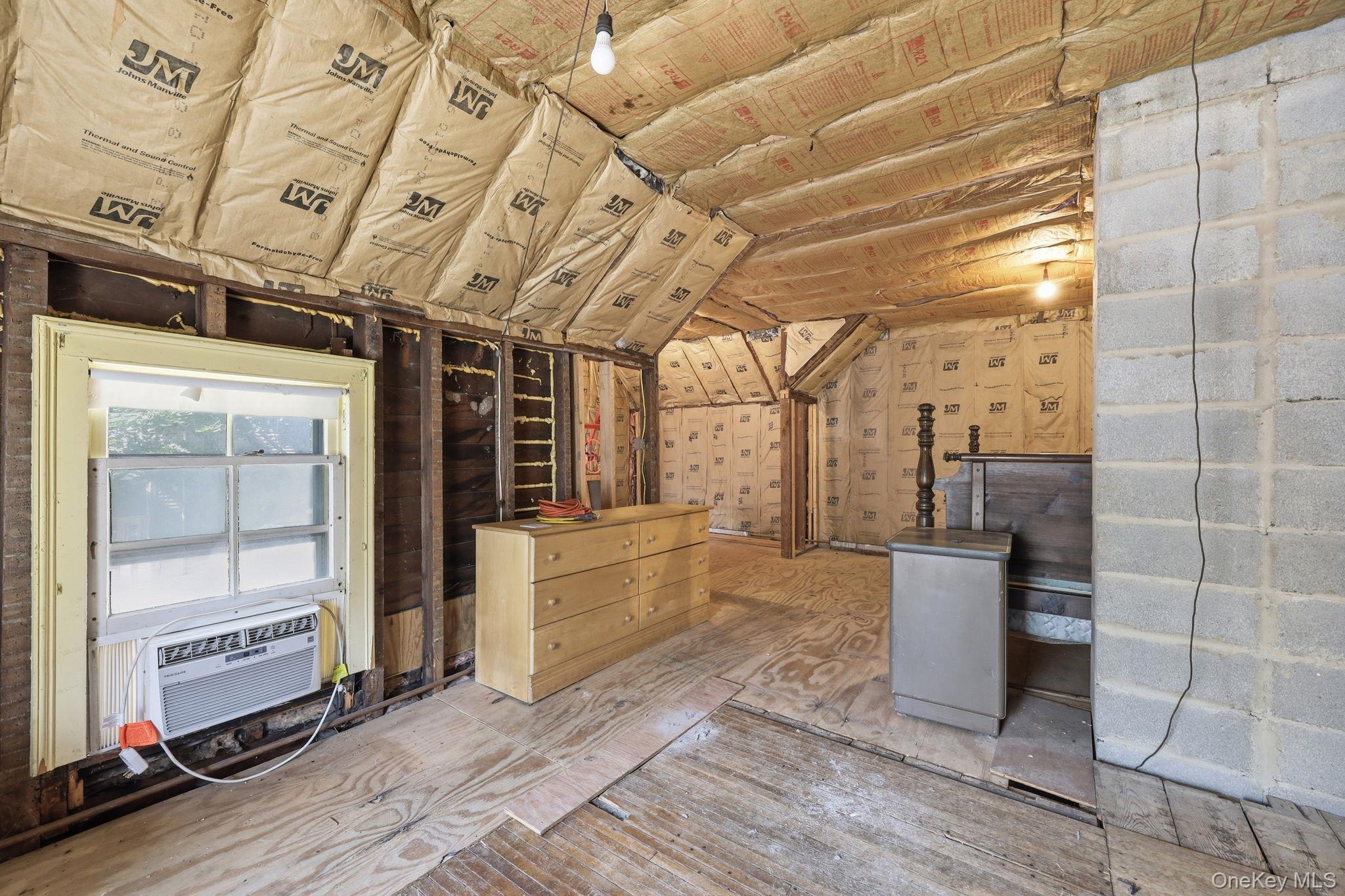 Single Family Church Street Ulster County, NY 12561, MLS-1020802-17