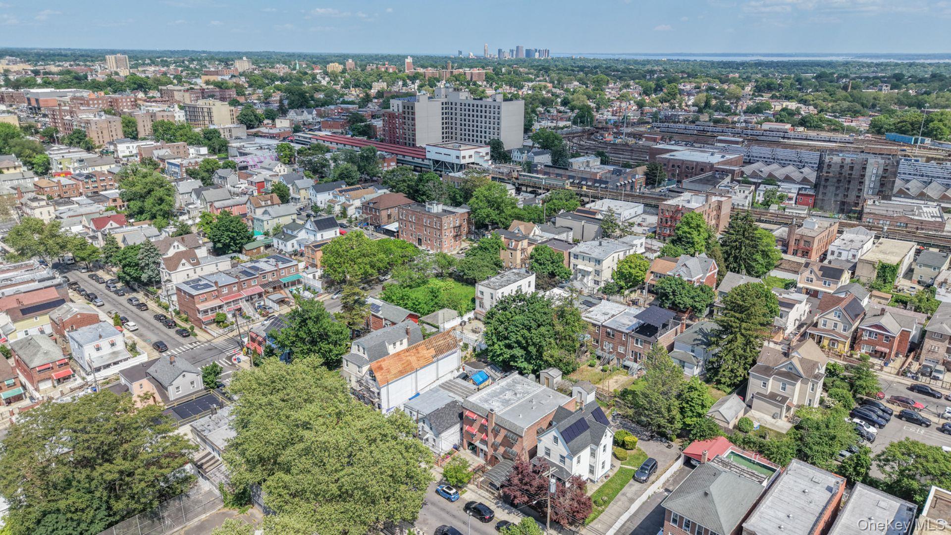 Single Family Matilda Avenue  Bronx, NY 10470, MLS-1020817-10