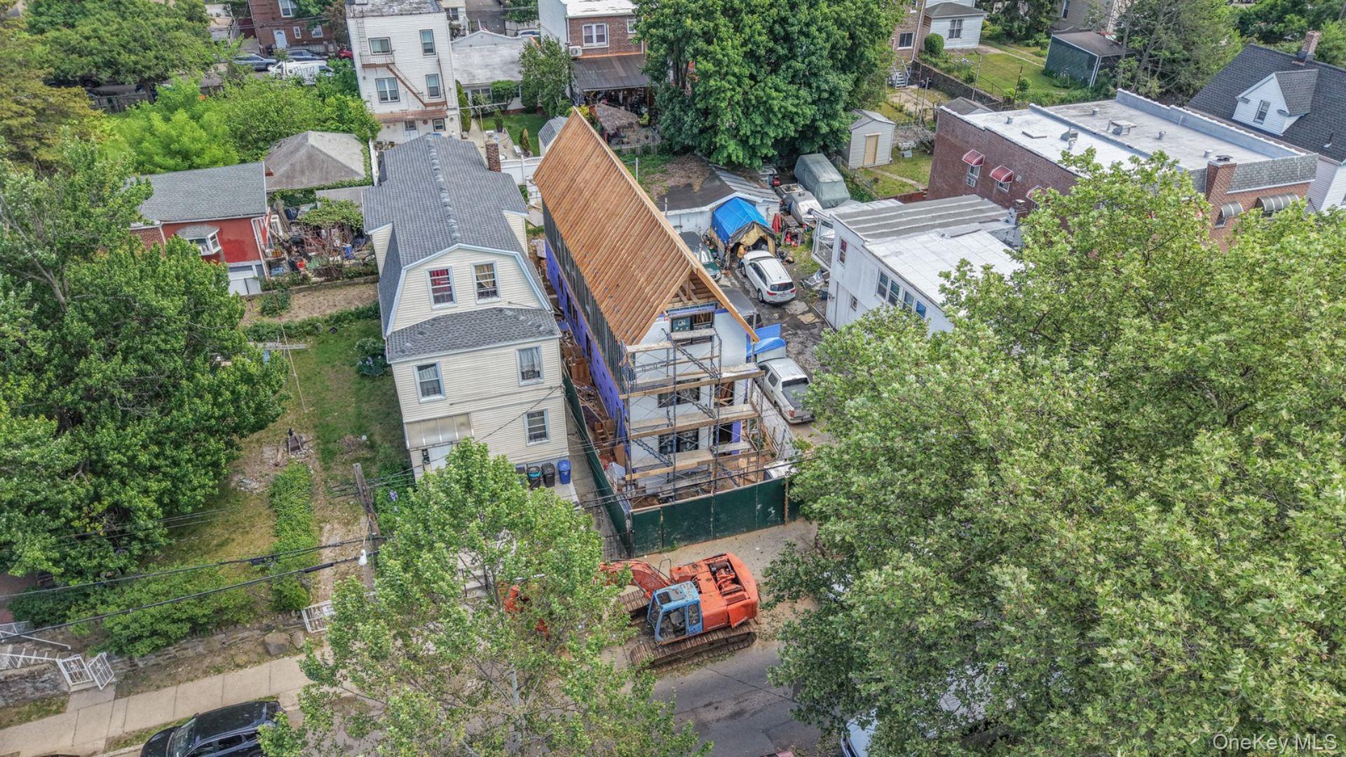 Single Family Matilda Avenue  Bronx, NY 10470, MLS-1020817-4
