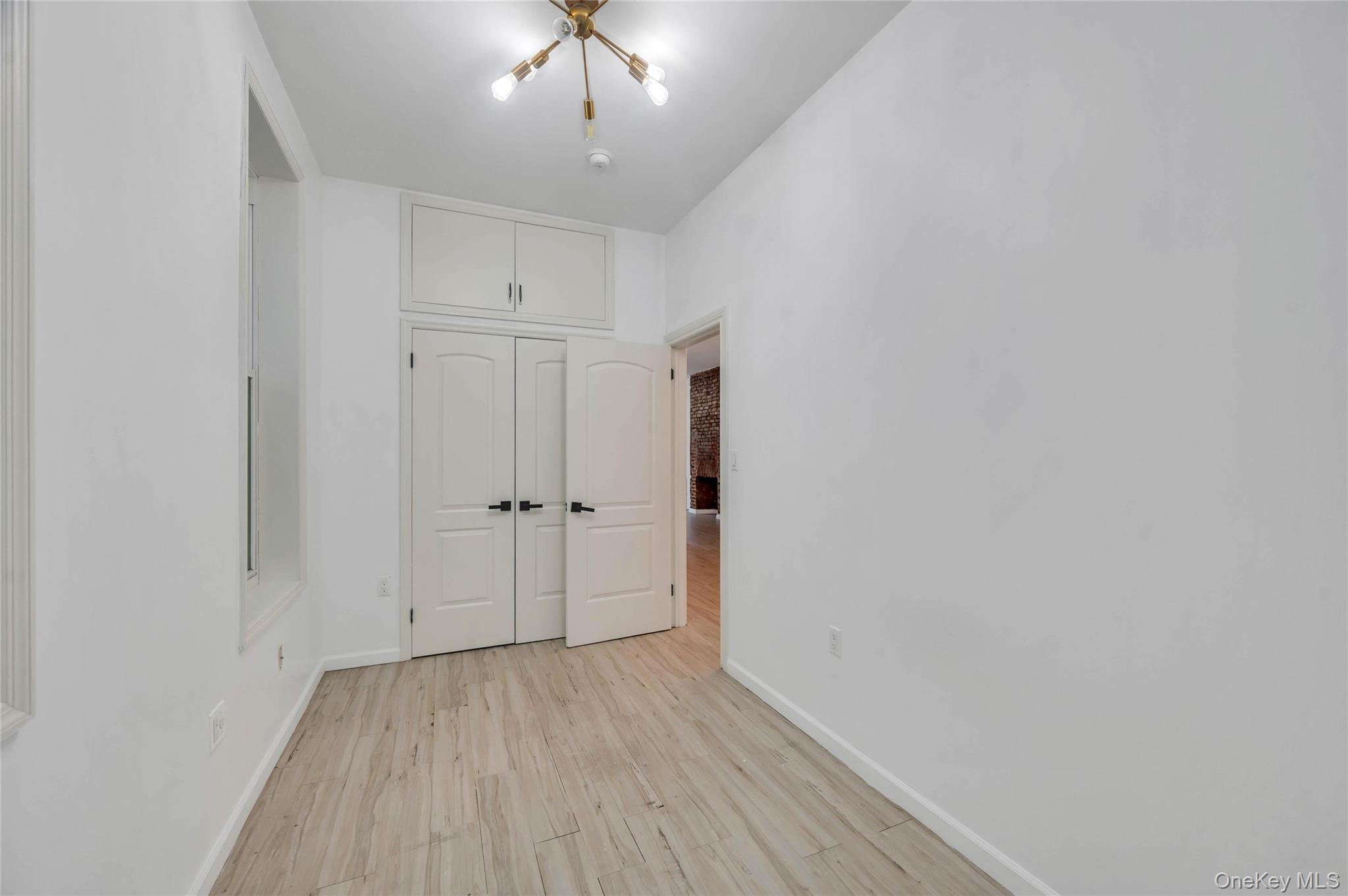 Single Family E 198th Street Bronx, NY 10458, MLS-1020822-10
