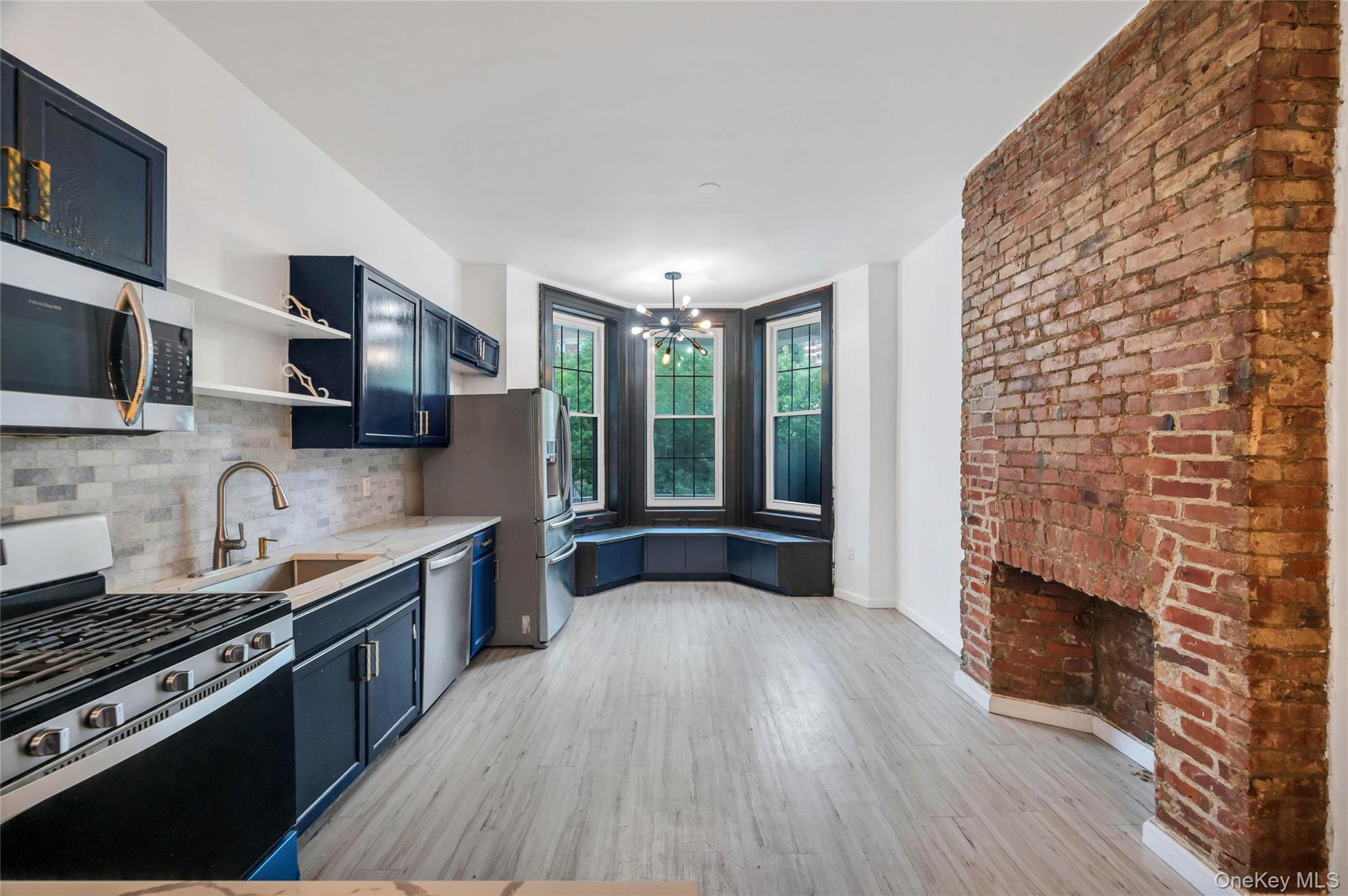 Single Family E 198th Street Bronx, NY 10458, MLS-1020822-7