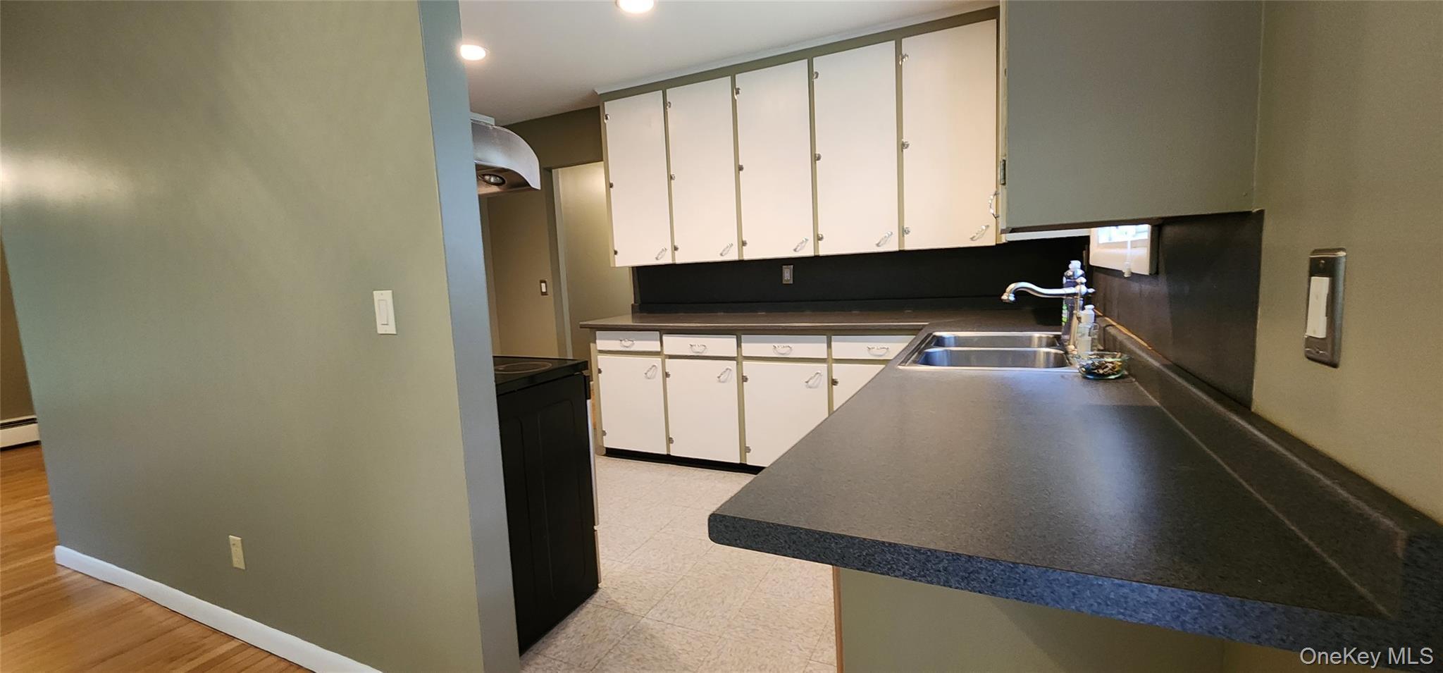 Single Family Gleason Boulevard  Dutchess County, NY 12569, MLS-1020825-12