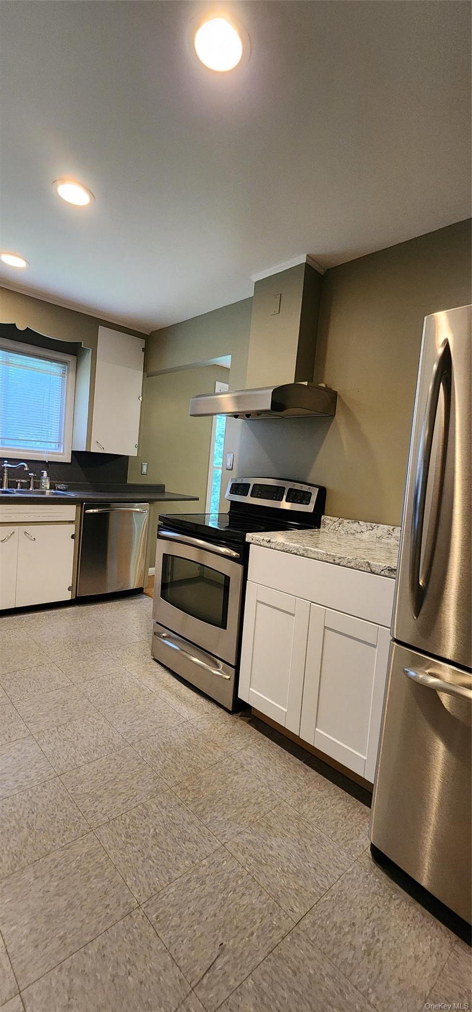 Single Family Gleason Boulevard  Dutchess County, NY 12569, MLS-1020825-17
