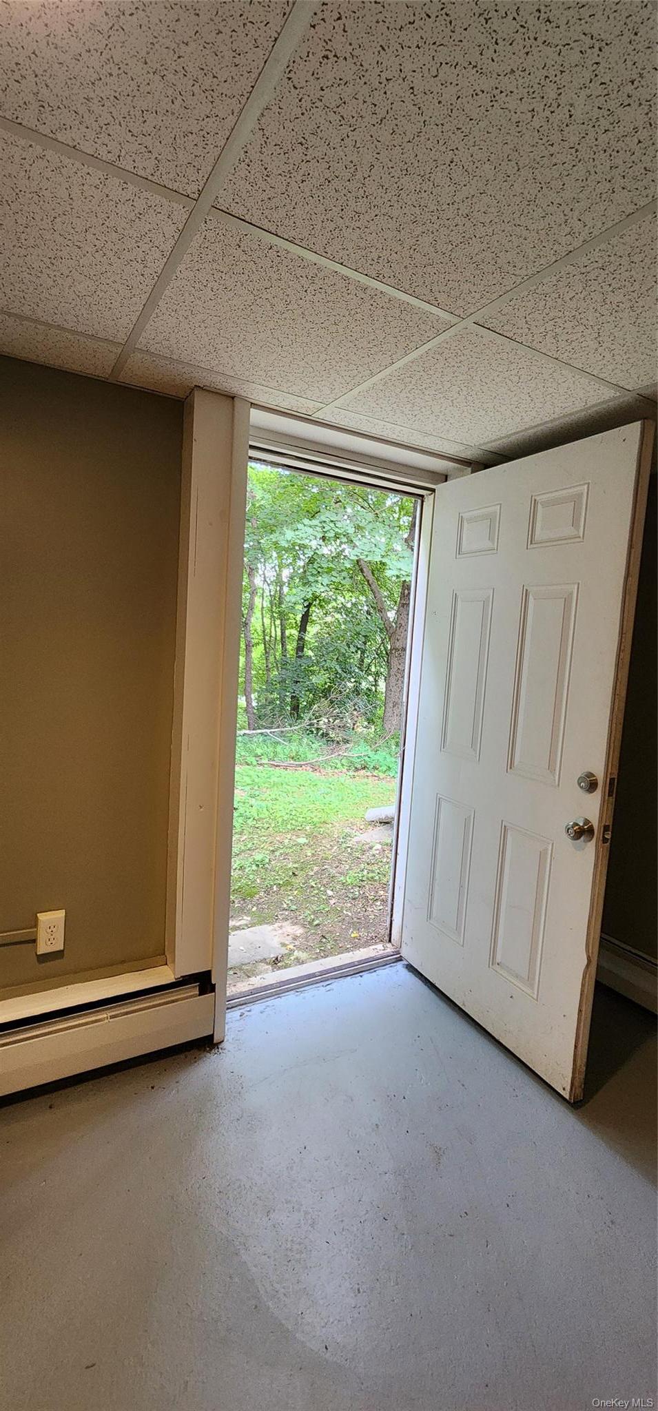 Single Family Gleason Boulevard  Dutchess County, NY 12569, MLS-1020825-33
