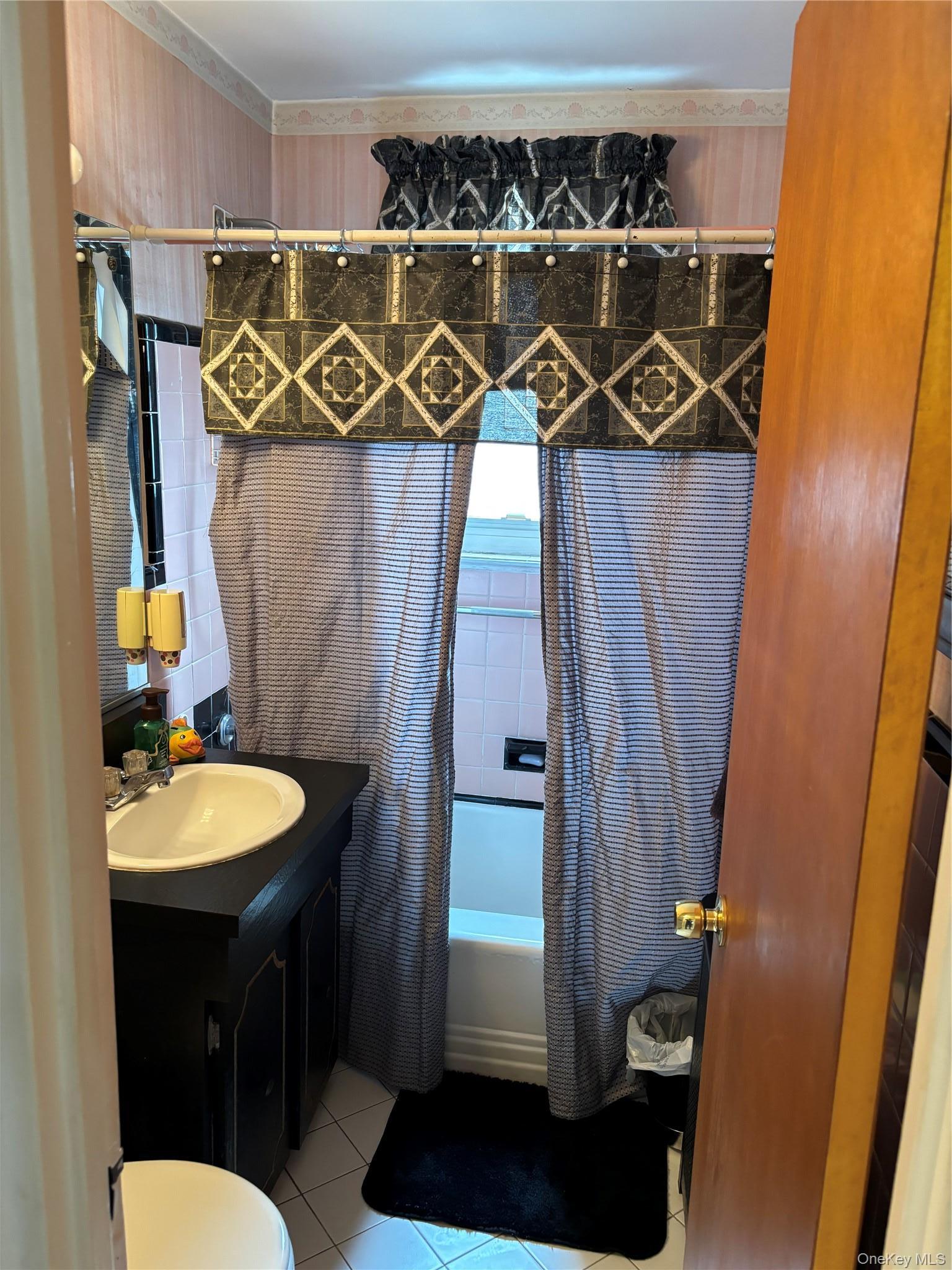 Single Family 2nd Place S  Nassau County, NY 11530, MLS-1020836-10