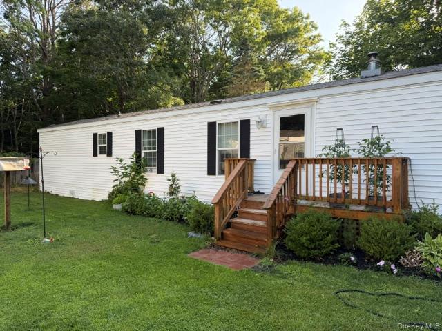 Single Family Speonk Riverhead Road Suffolk County, NY 11972, MLS-1020838-6