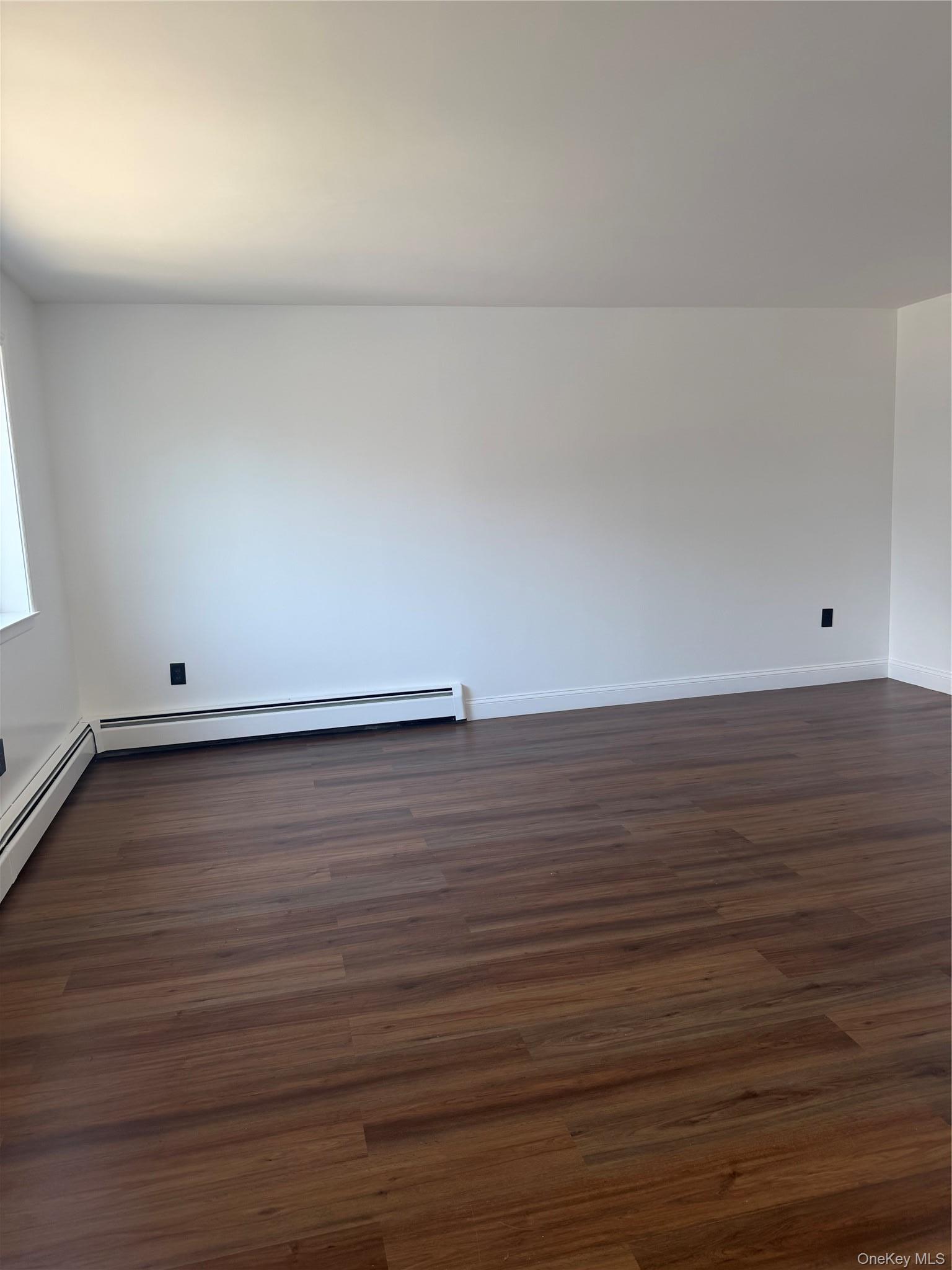 Apartment Monticello Avenue  Bronx, NY 10466, MLS-1020847-4
