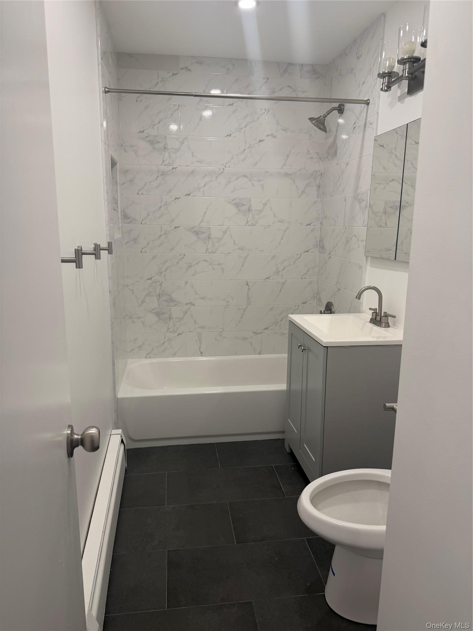 Apartment Monticello Avenue  Bronx, NY 10466, MLS-1020847-7
